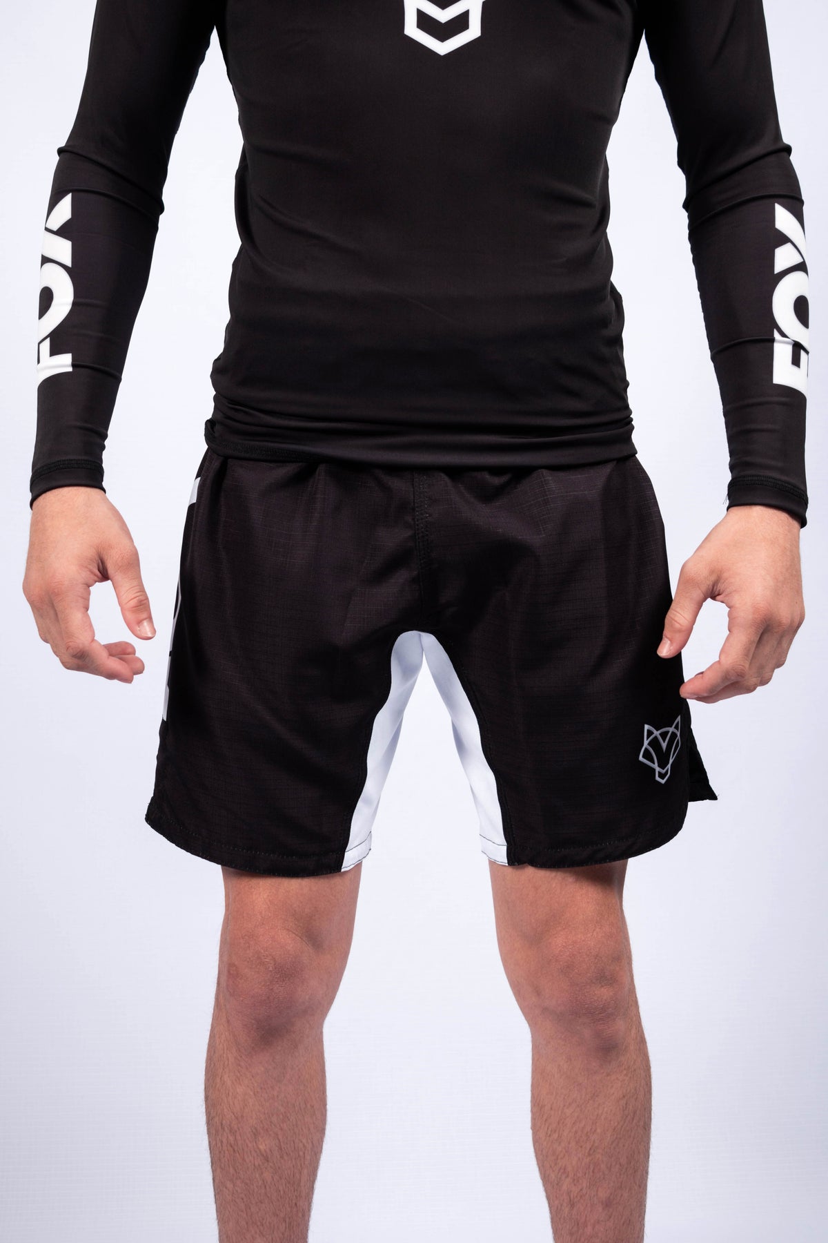 Bermuda No-Gi Jiu-Jitsu FOX FW Preta Ripstop Detalhes Brancos