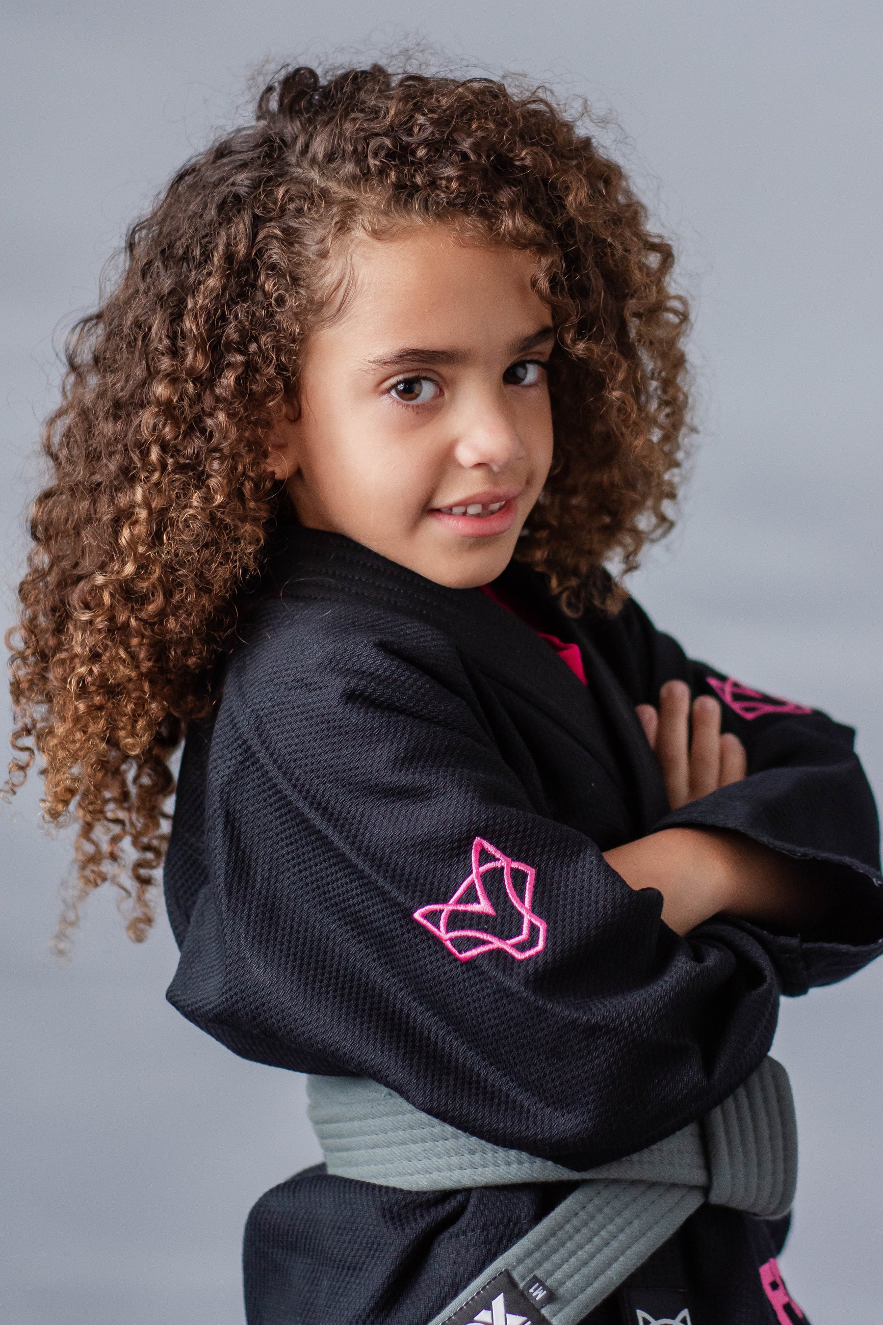 Kimono Feminino Kids Fox™ - Preto com logo Rosa