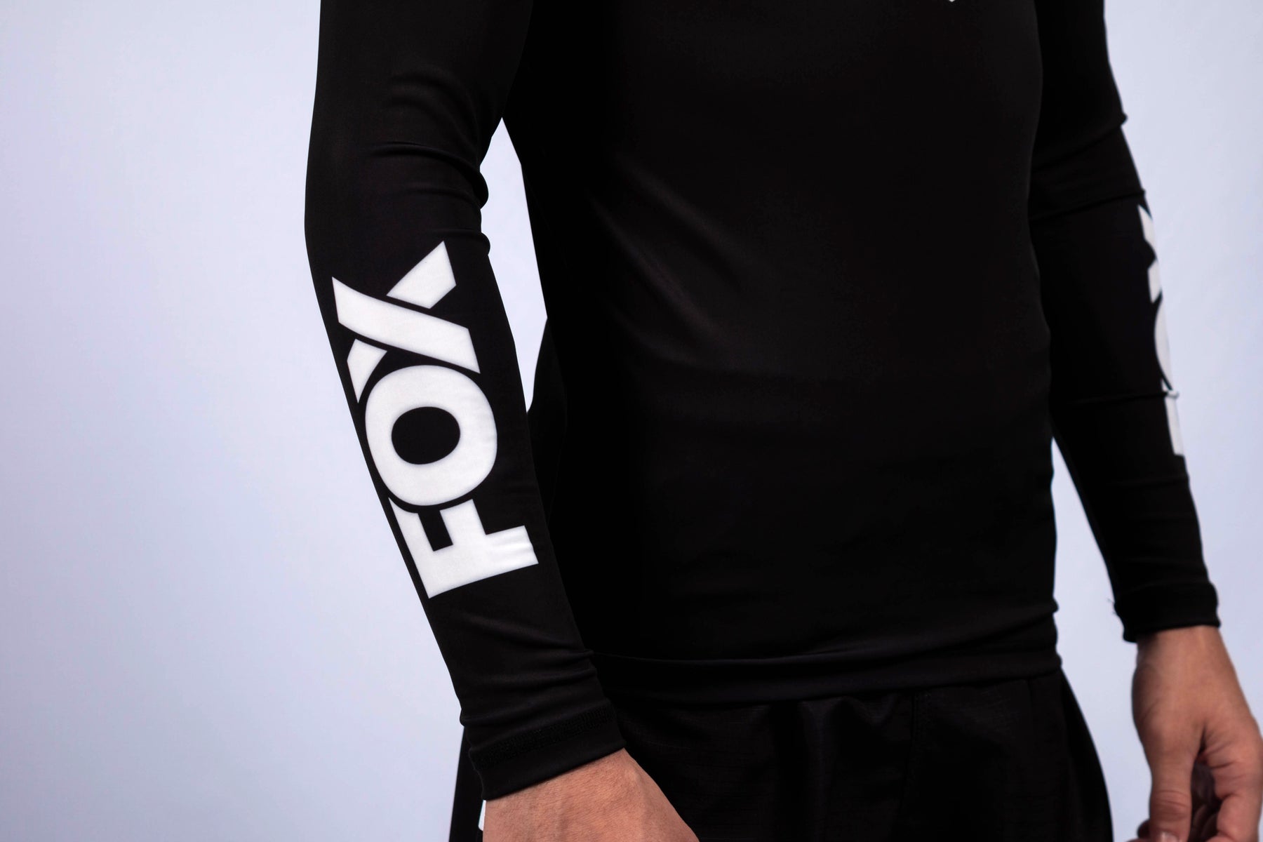Rash Guard Jiu-Jitsu FOX FW Preta Manga Longa (Logo Branca) UV 50+