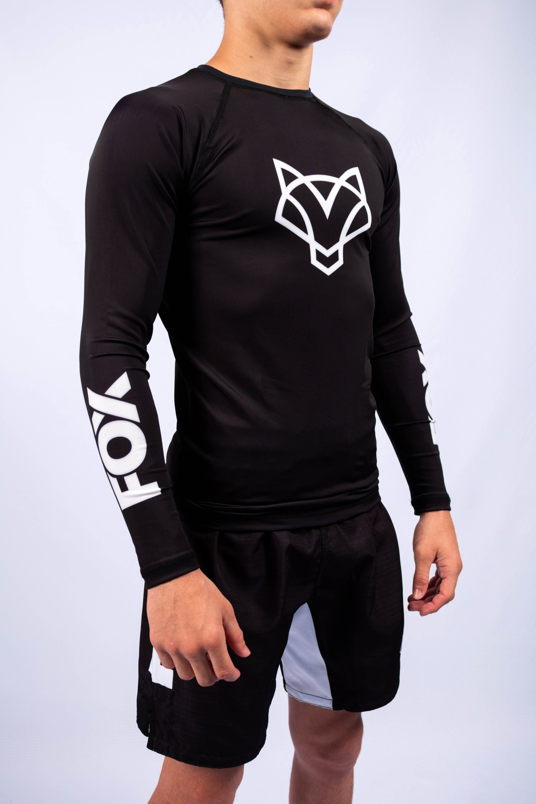 Bermuda No-Gi Jiu-Jitsu FOX FW Preta Ripstop Detalhes Brancos