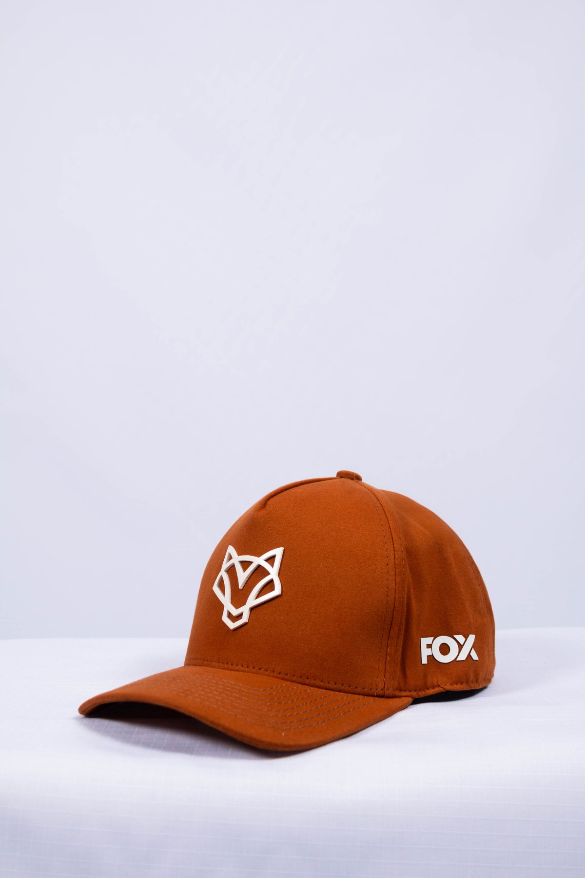 Boné Jiu-Jitsu FOX FW Caramelo Logo Emborrachado Branco