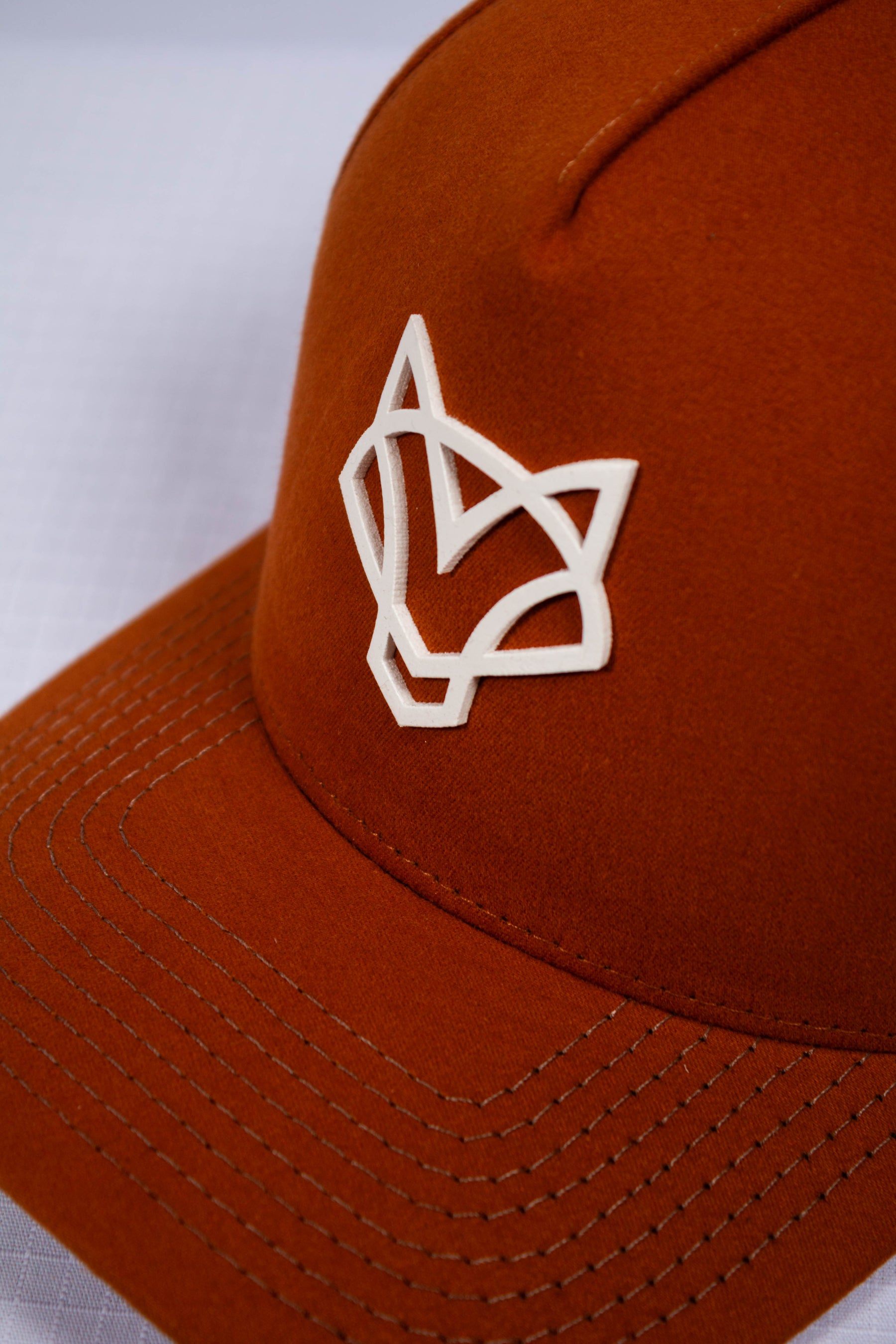 Boné Jiu-Jitsu FOX FW Caramelo Logo Emborrachado Branco