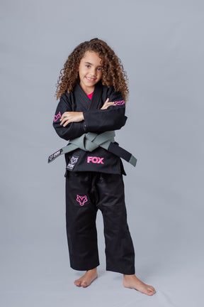 Kimono Feminino Kids Fox™ - Preto com logo Rosa