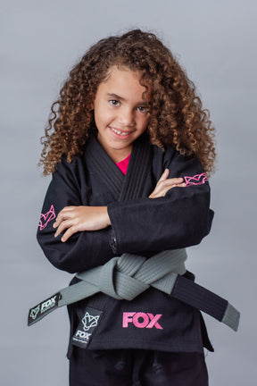 Kimono Feminino Kids Fox™ - Preto com logo Rosa