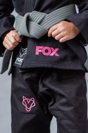 Kimono Feminino Kids Fox™ - Preto com logo Rosa